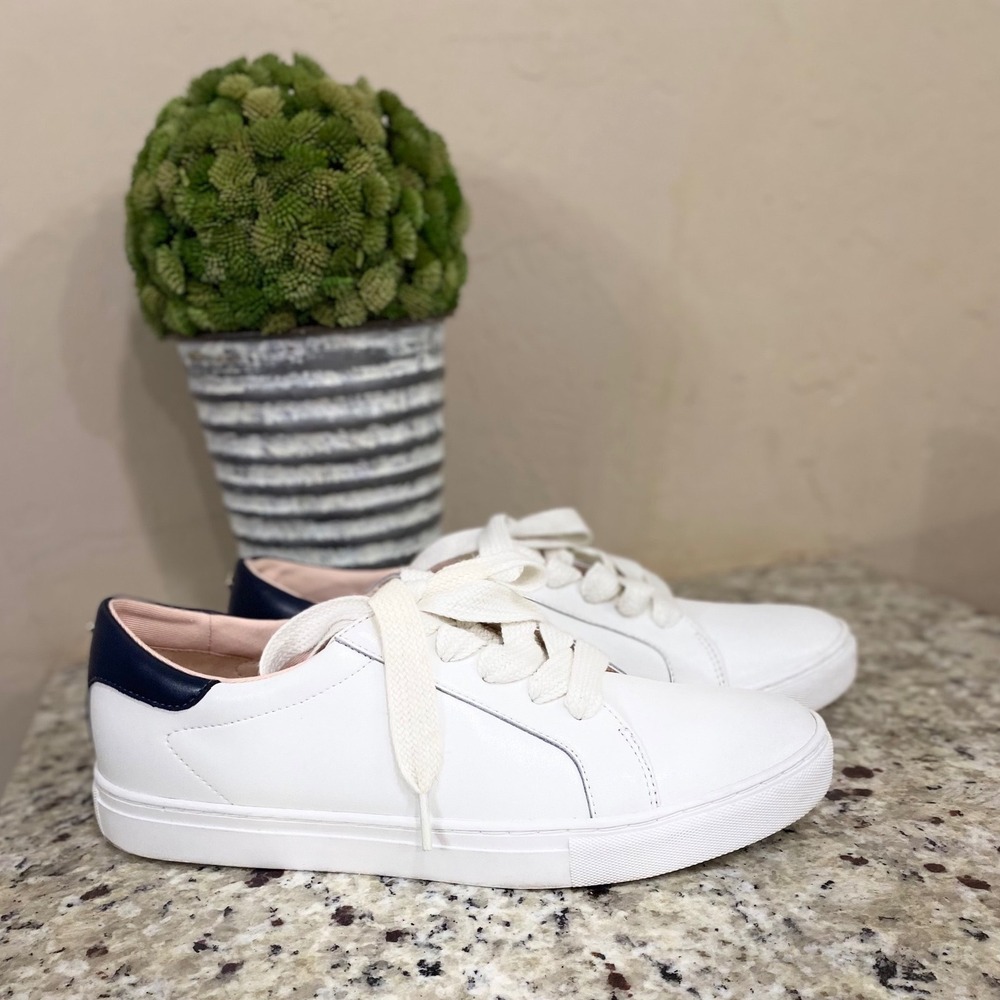 Kate Spade New York White Leather Navy Heel Low Top Sneakers 9.5B K7240